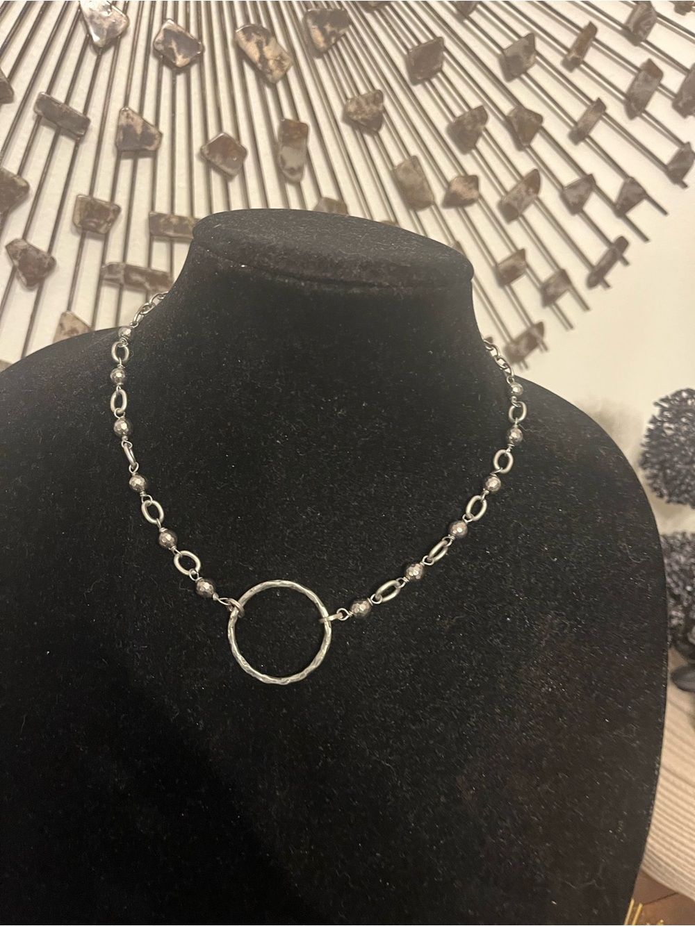 Silver Hammered Circle Link Necklace New